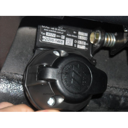 Ťažné zariadenie pre SUPERB - 5 -dv., Combi aj 4x4 - automatický vertikálny systém - od 2008 Ťažné zariadenie pre SUPERB - 5 -dv., Combi aj 4x4 - automatický vertikálny systém - od 2008