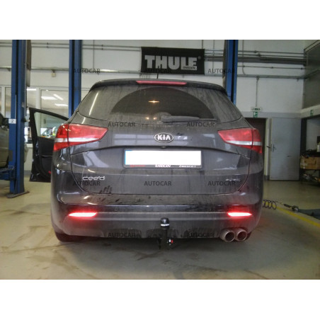Ťažné zariadenie pre Kia Ceed SW - automatický vertikálny systém - od 2012/- Ťažné zariadenie pre Kia Ceed SW - automatický vertikálny systém - od 2012/-