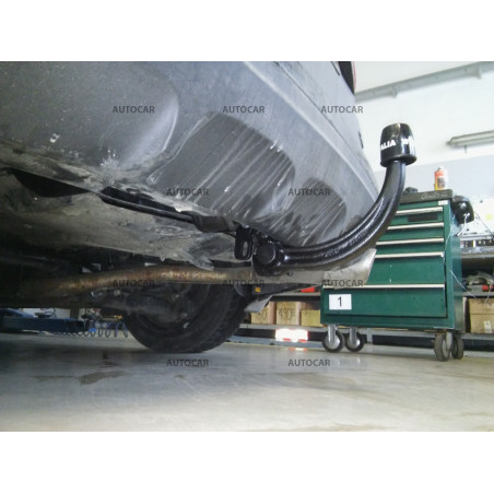 Ťažné zariadenie pre Kia Ceed SW - automatický vertikálny systém - od 2012/- Ťažné zariadenie pre Kia Ceed SW - automatický vertikálny systém - od 2012/-