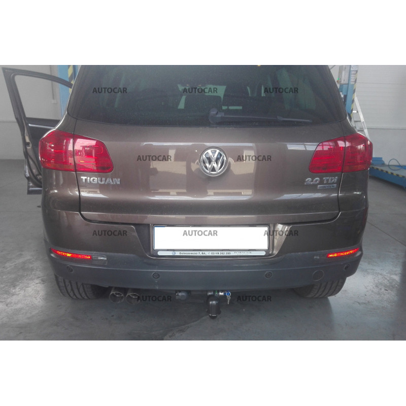 Ťažné zariadenie pre Touareg  - aut. vertikálny systém - od 2003