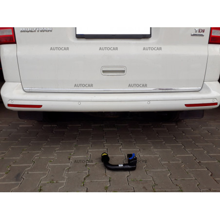 Tažné zařízení pro Volkswagen TRANSPORTER / MULTIVAN / CARAVELLA - T5 - Dodávka - odnímatelný vertikálny bajonetový systém Tažné zařízení pro Volkswagen TRANSPORTER / MULTIVAN / CARAVELLA - T5 - Dodávka - odnímatelný vertikálny bajonetový systém
