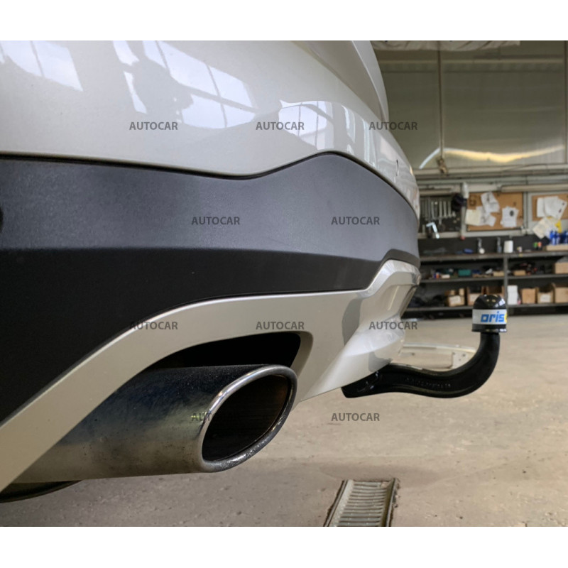 Tažné zařízení pro BMW X3 - odnímatelný vertikální bajonetový systém