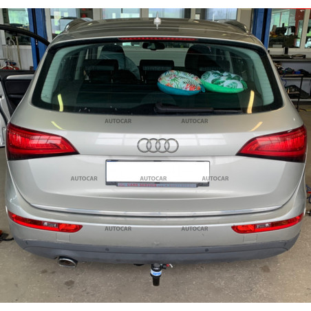Ťažné zariadenie pre AUDI Q5 - automatický vertikálny systém Ťažné zariadenie pre AUDI Q5 - automatický vertikálny systém