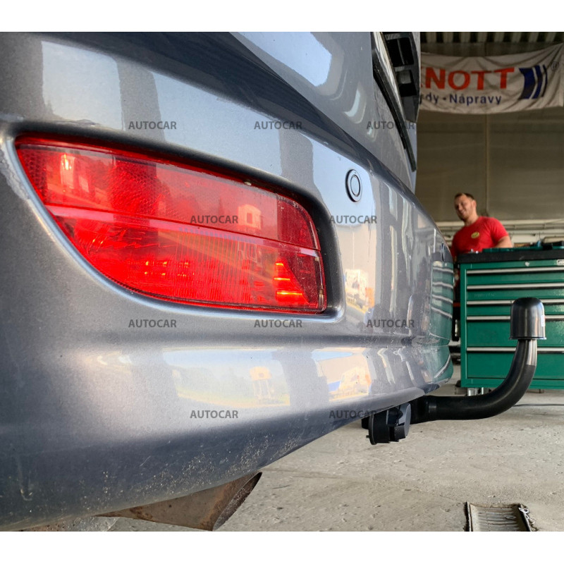 Tažné zařízení pro Mazda 5 - VAN - odnímatelný vertikální bajonetový systém