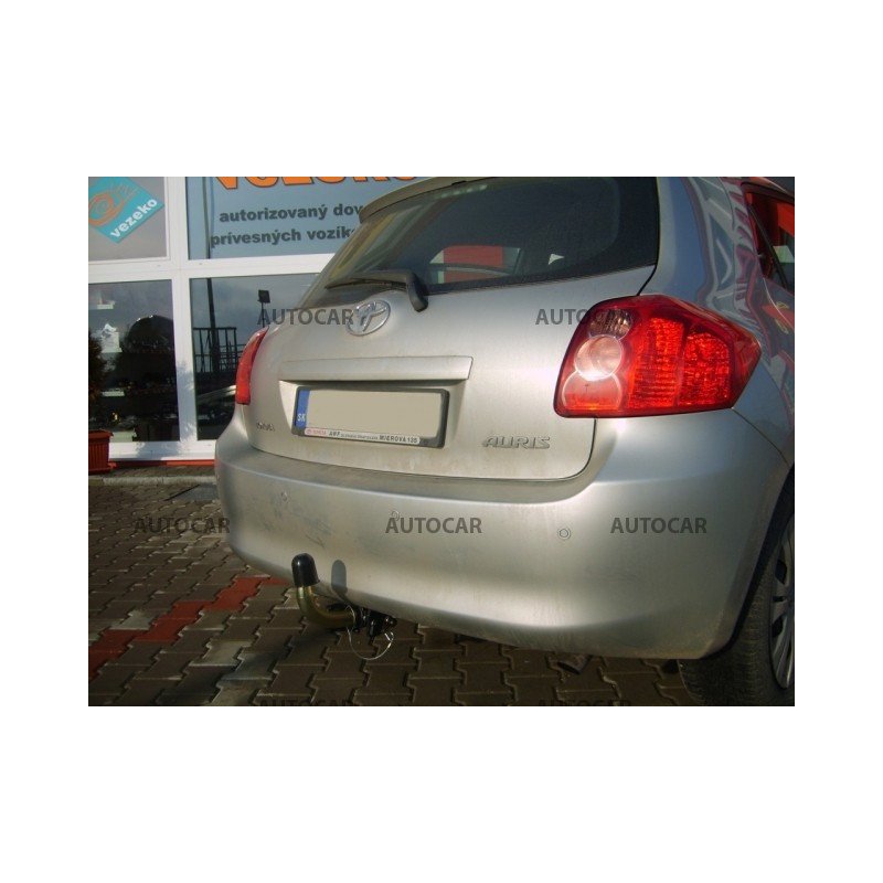 Tažné zařízení pro Toyota AURIS - E15 - 3/5 dv. - odnímatelný bajonetový systém
