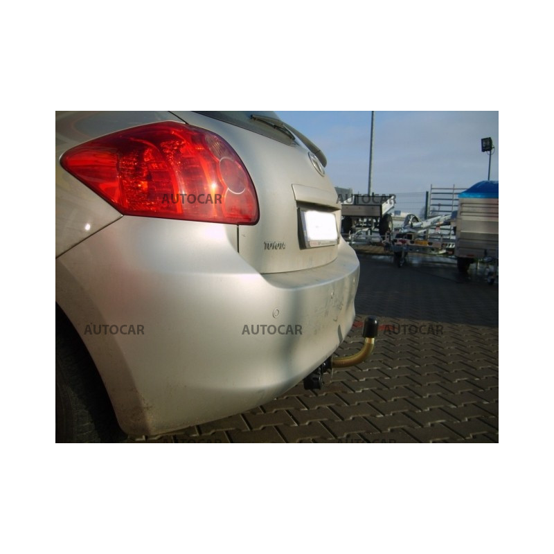 Tažné zařízení pro Toyota AURIS - E15 - 3/5 dv. - odnímatelný bajonetový systém