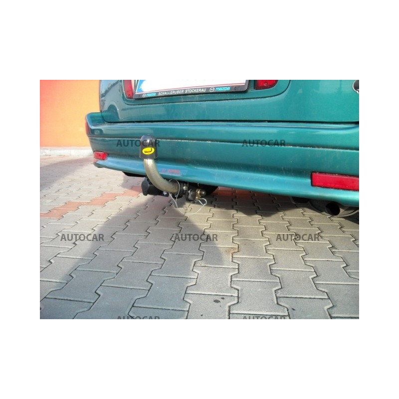 Tažné zařízení pro Toyota COROLLA - E11 - Kombi - odnímatelný bajonetový systém