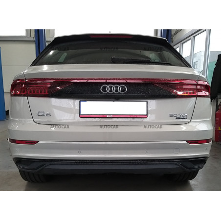Ťažné zariadenie pre Audi Q8 - automatický vertikálny systém Ťažné zariadenie pre Audi Q8 - automatický vertikálny systém