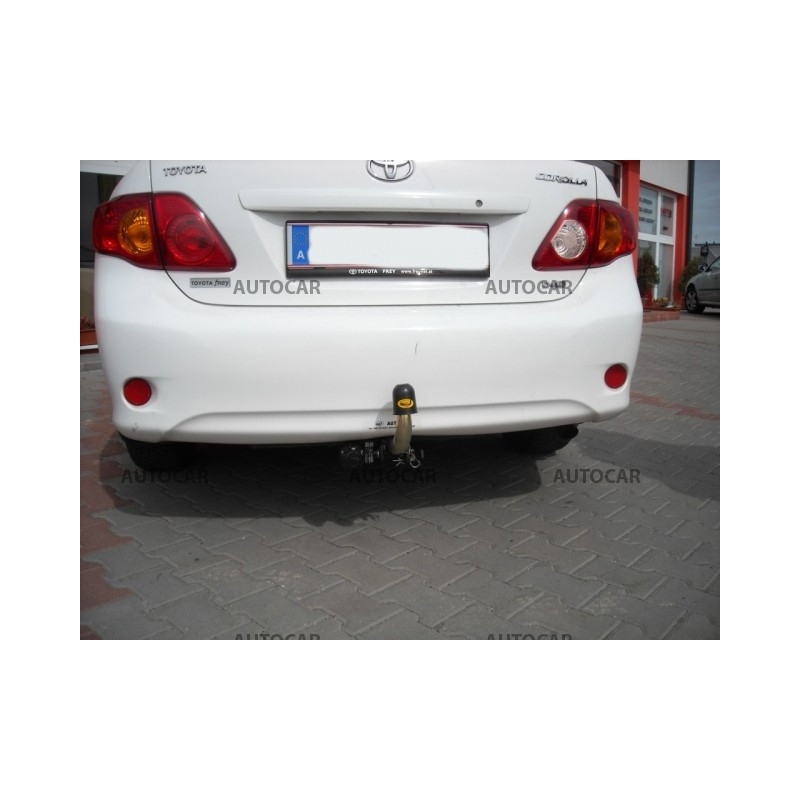 Tažné zařízení pro Toyota COROLLA - E15 - 4 dv. - odnímatelný bajonetový systém