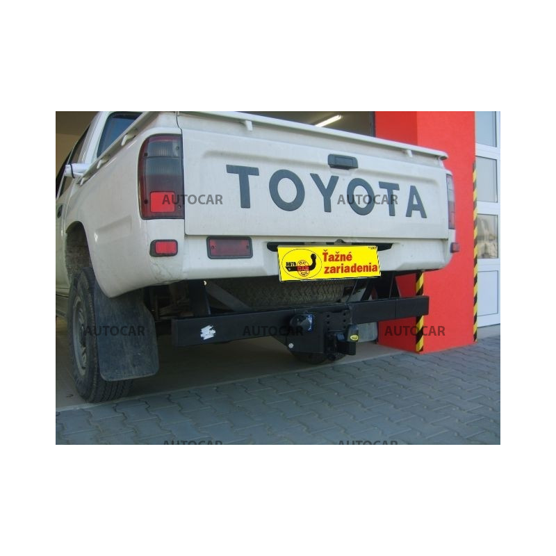Tažné zařízení pro Toyota HILUX - N16/N17 - PickUp - bez schůdku - šroubový systém