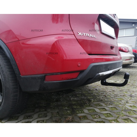 Tažné zařízení pro Nissan X-TRAIL - odnímatelný vertikální bajonetový systém Tažné zařízení pro Nissan X-TRAIL - odnímatelný vertikální bajonetový systém