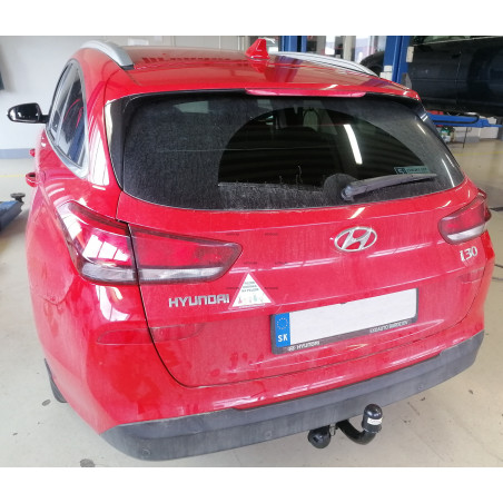Tažné zařízení pro Hyndai i30 CW - šroubový systém Tažné zařízení pro Hyndai i30 CW - šroubový systém