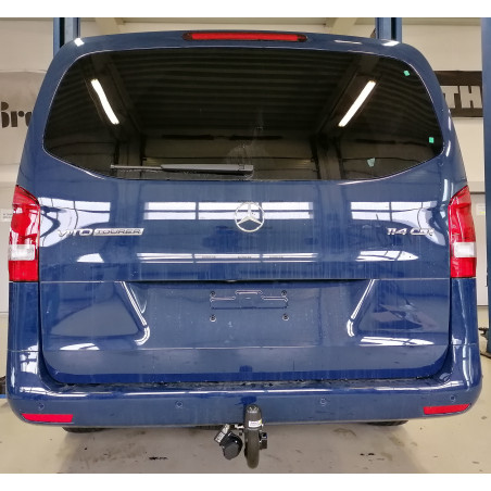 Tažné zařízení pro Mercedes V / VIANO / VITO (W447) - odnímatelný vertikální bajonetový systém Tažné zařízení pro Mercedes V / VIANO / VITO (W447) - odnímatelný vertikální bajonetový systém