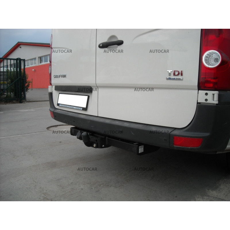 Tažné zařízení pro Mercedes SPRINTER - Dodávka bez schodíka - Rozvor 3,665 / 4,325 m - šroubový systém