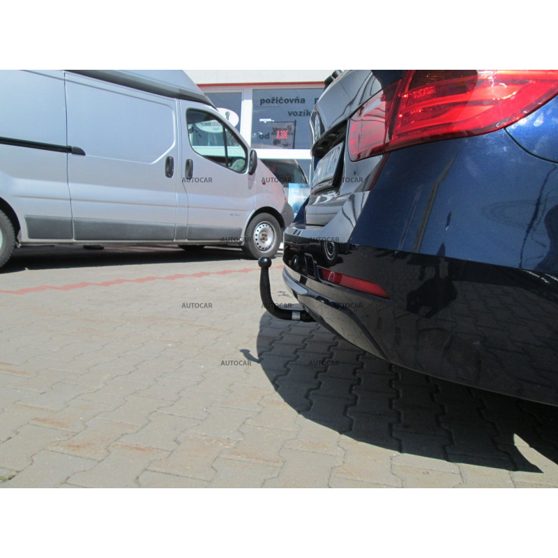 Tažné zařízení pro BMW Seria 3 - F30/F31 - odnímatelný vertikálny bajonetový systém