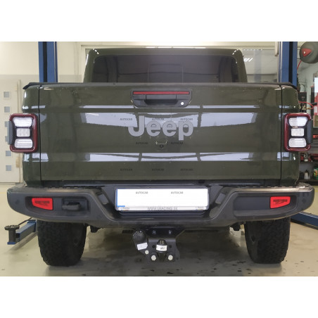 Tažné zařízení pro Land Rover DEFENDER - šroubový systém Tažné zařízení pro Land Rover DEFENDER - šroubový systém