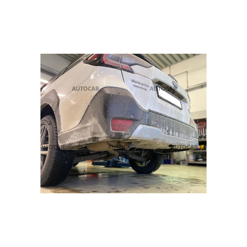 Tažné zařízení pro Subaru OUTBACK - odnímatelný vertikální bajonetový systém