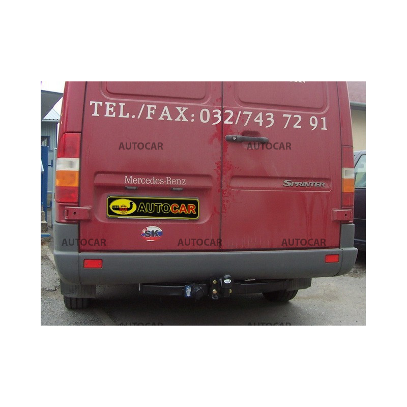 Tažné zařízení pro LT 28/46 - Dodávka bez schůdku - Rozvor 3,55 / 4,025 m - šroubový systém