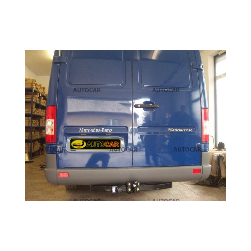 Tažné zařízení pro LT 28/46 - Dodávka bez schůdku - Rozvor 3,55 / 4,025 m - šroubový systém