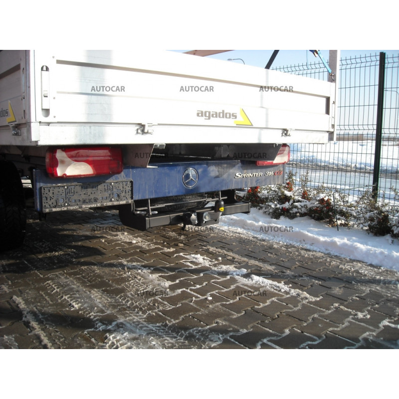 Tažné zařízení pro Mercedes SPRINTER - Valník - Jednomontáž - Rozvor 3,665 / 4,325 m - šroubový systém