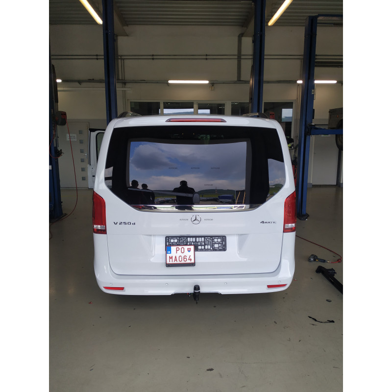 Tažné zařízení pro Mercedes V / VIANO / VITO (W447) - odnímatelný bajonetový vertikálny systém