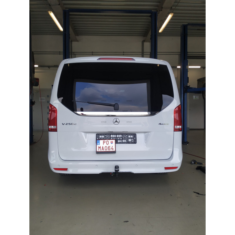Tažné zařízení pro Mercedes V / VIANO / VITO (W447) - odnímatelný bajonetový vertikálny systém
