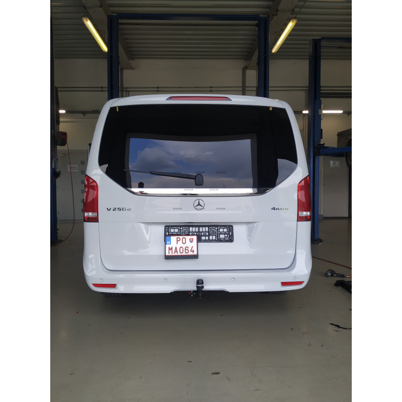 Tažné zařízení pro Mercedes V / VIANO / VITO (W447) - odnímatelný bajonetový vertikálny systém