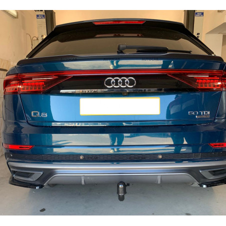 Tažné zařízení pro Audi Q8 - SUV - odnímatelný vertikální bajonetový systém Tažné zařízení pro Audi Q8 - SUV - odnímatelný vertikální bajonetový systém