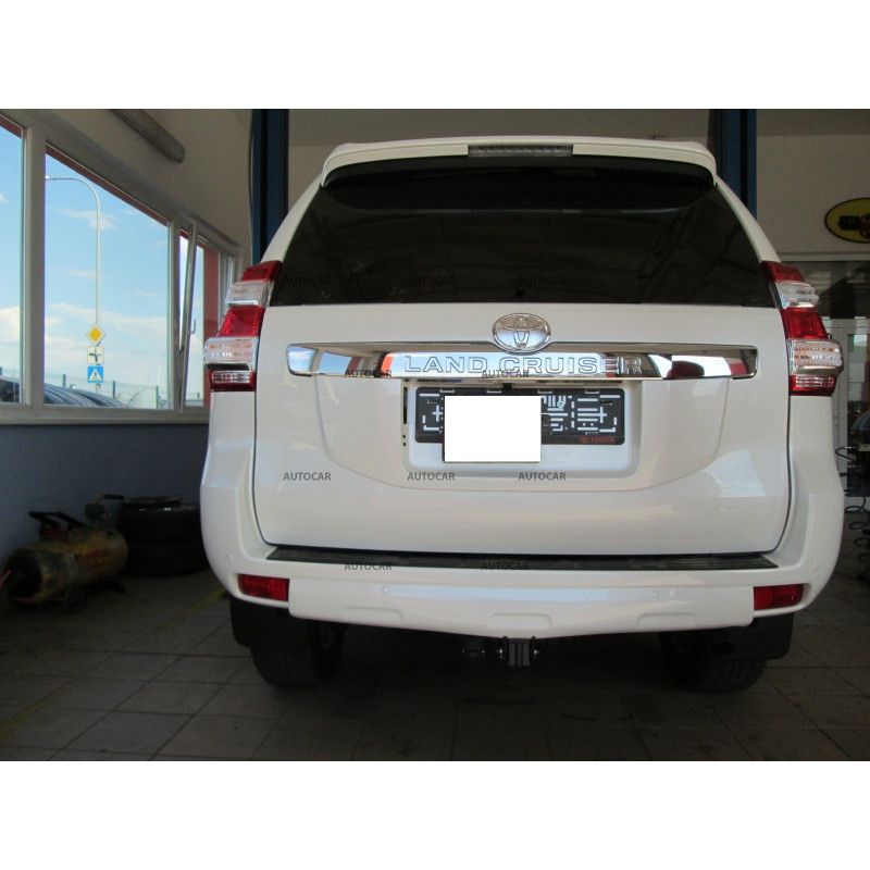 Tažné zařízení pro Toyota LANDCRUISER - J150 - 5 dv. - odnímatelný vertikální bajonetový systém