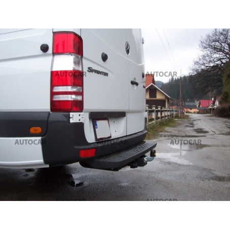 Tažné zařízení pro Mercedes SPRINTER - Dodávka so schodíkom - Jednomontáž - Rozvor 3,665 / 4,325 m - šroubový systém Tažné zařízení pro Mercedes SPRINTER - Dodávka so schodíkom - Jednomontáž - Rozvor 3,665 / 4,325 m - šroubový systém