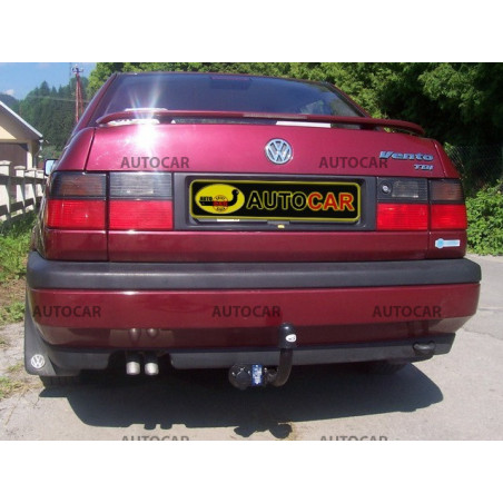 Tažné zařízení pro Volkswagen VENTO - 4 dv. - šroubový systém