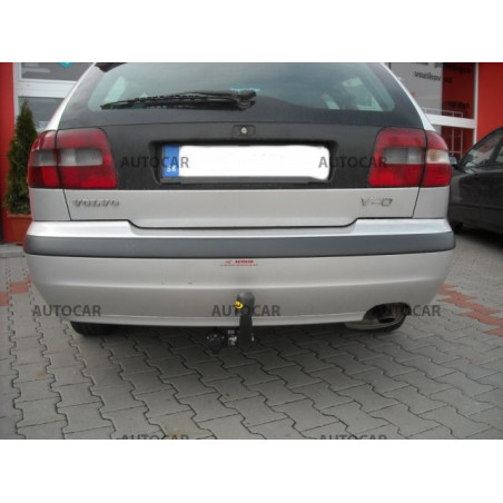 Ťažné zariadenie pre V 40 - Combi - skrutkový systém - od 2000/07 do 2004 Ťažné zariadenie pre V 40 - Combi - skrutkový systém - od 2000/07 do 2004