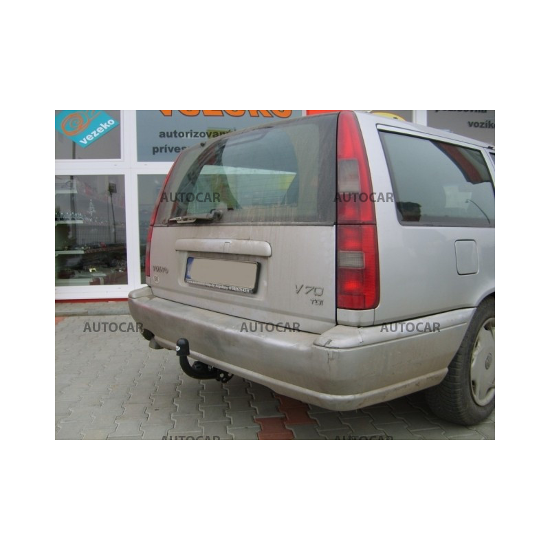 Tažné zařízení pro Volvo V70 - ne 4x4 - šroubový systém