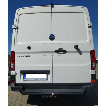 Tažné zařízení pro Volkswagen CRAFTER - Dodávka se schůdkem - Jednomontáž - šroubový systém Tažné zařízení pro Volkswagen CRAFTER - Dodávka se schůdkem - Jednomontáž - šroubový systém
