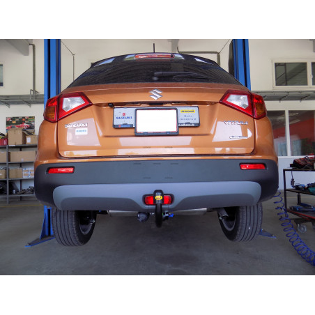 Tažné zařízení pro Suzuki VITARA - odnímatelný vertikální bajonetový systém Tažné zařízení pro Suzuki VITARA - odnímatelný vertikální bajonetový systém