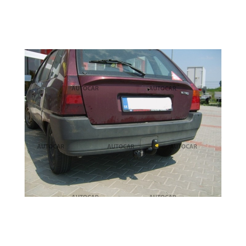 Tažné zařízení pro Citroen AX - 3/5 dv. - šroubový systém