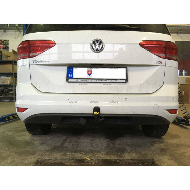 Ťažné zariadenie pre VW TOURAN - 5 dv., VAN - vertikálne odnímateľný systém - od  2015