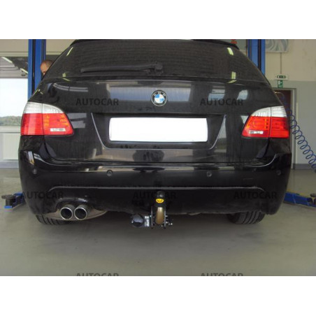 Ťažné zariadenie pre seria 5 - 4 dv sedan E 60 Touring combi E 61 -oktem M5 - automatický systém - od 2003 do Ťažné zariadenie pre seria 5 - 4 dv sedan E 60 Touring combi E 61 -oktem M5 - automatický systém - od 2003 do