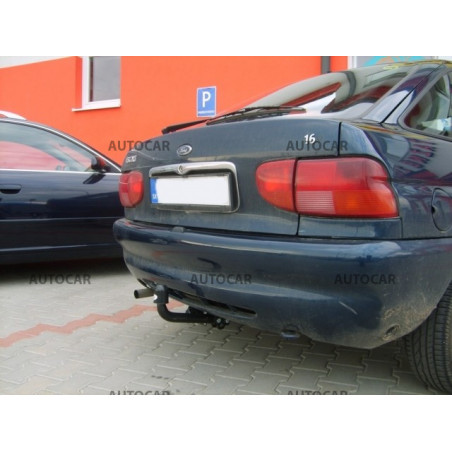 Tažné zařízení pro Ford ESCORT - šroubový systém Tažné zařízení pro Ford ESCORT - šroubový systém