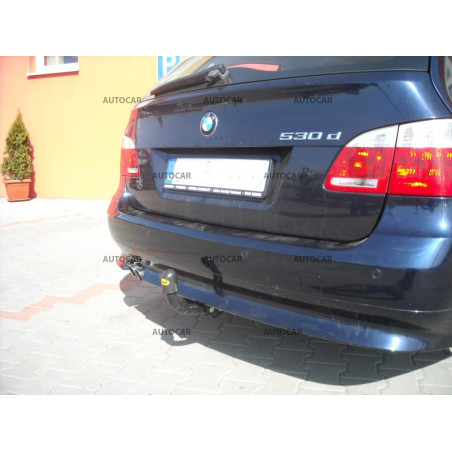 Ťažné zariadenie pre seria 5 - 4 dv sedan E 60 Touring combi E 61 -oktem M5 - skrutkový systém - od 2003 do Ťažné zariadenie pre seria 5 - 4 dv sedan E 60 Touring combi E 61 -oktem M5 - skrutkový systém - od 2003 do