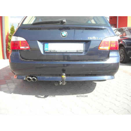 Ťažné zariadenie pre seria 5 - 4 dv sedan E 60 Touring combi E 61 -oktem M5 - skrutkový systém - od 2003 do Ťažné zariadenie pre seria 5 - 4 dv sedan E 60 Touring combi E 61 -oktem M5 - skrutkový systém - od 2003 do