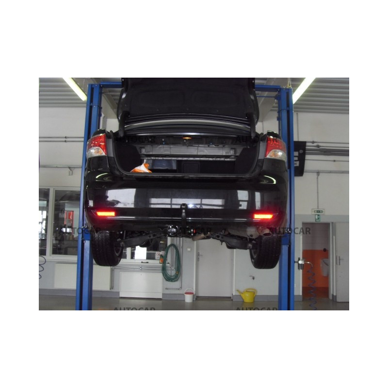 Ťažné zariadenie pre AVENSIS - 4/5 dv. - automatický systém - od 2009/-