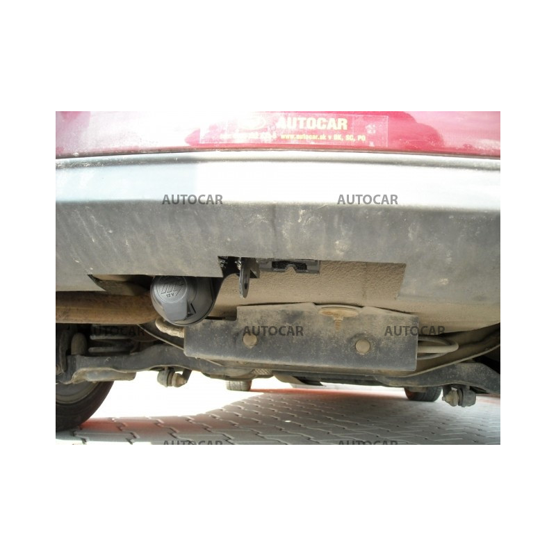 Ťažné zariadenie pre FOCUS C MAX - 5dv. - automatický vertikálny systém