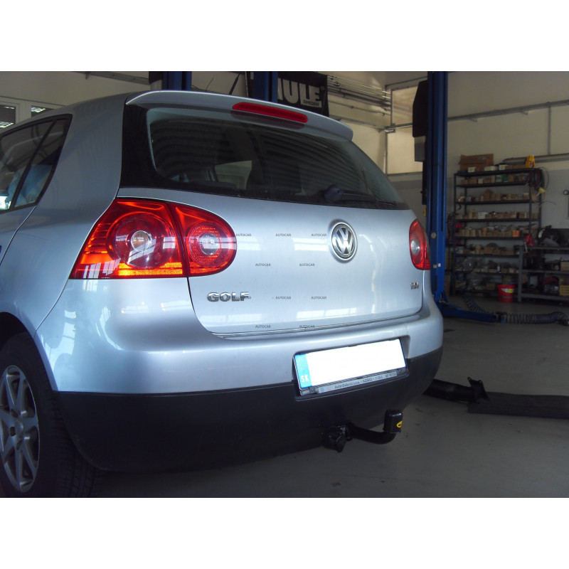 Ťažné zariadenie pre GOLF - V,VI,Plus,3/5dv,(1K 1,5M1) - skrutkový systém - od 2003 do 