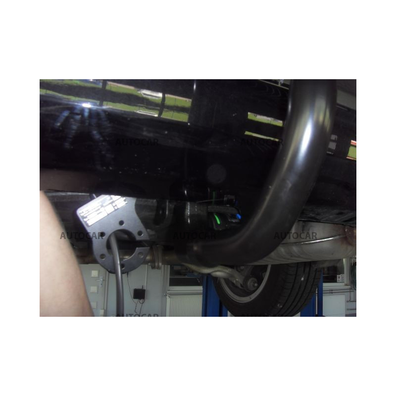 Ťažné zariadenie pre I 40 - 4 dv. - automatický vertikálny systém - od 04.2011/-