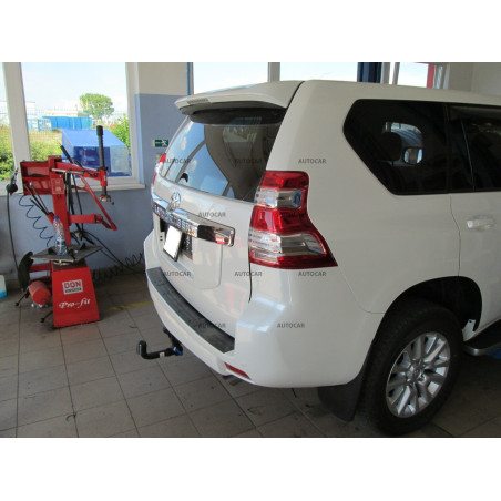 Tažné zařízení pro Toyota LANDCRUISER - J120 - 3/5 dv. - odnímatelný vertikální bajonetový systém Tažné zařízení pro Toyota LANDCRUISER - J120 - 3/5 dv. - odnímatelný vertikální bajonetový systém