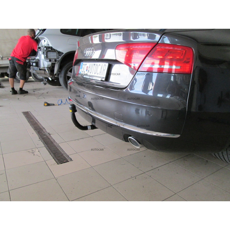 Ťažné zariadenie AUDI A8- automatický vertikálny systém