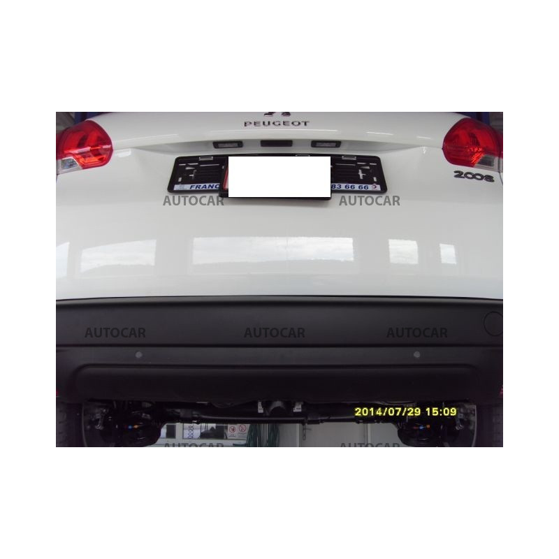 Tažné zařízení pro Peugeot 2008 - odnímatelný vertikální bajonetový systém