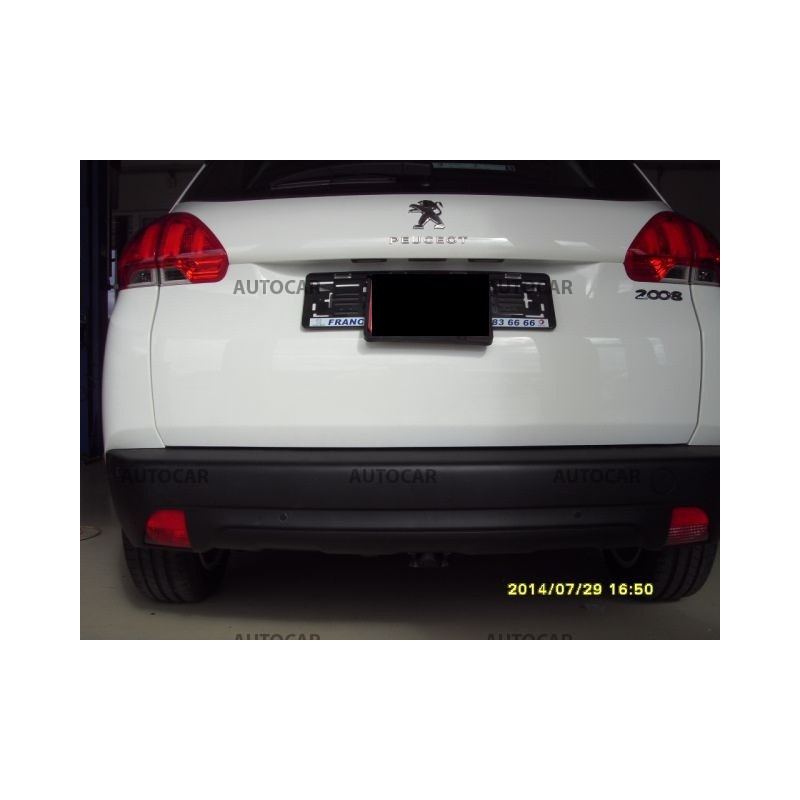 Tažné zařízení pro Peugeot 2008 - odnímatelný vertikální bajonetový systém