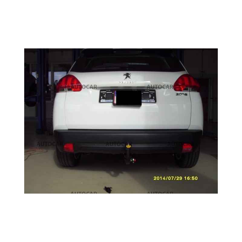 Tažné zařízení pro Peugeot 2008 - odnímatelný vertikální bajonetový systém